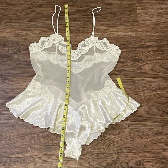 Vintage Etienne Bodysuit Sheer Lingerie Ivory White Flouncy Waist Size Small - Picture 8 of 15